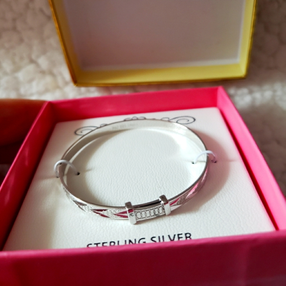 Childrens Sterling silver Bangle bracelet from Lily Nily